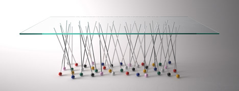 Liaison-Table-by-Daniele-Ragazzo_dezeen_468_3